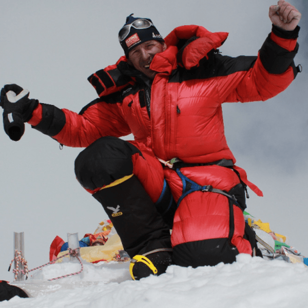 SHISHA PANGMA & MOUNT EVEREST Expedice 2011